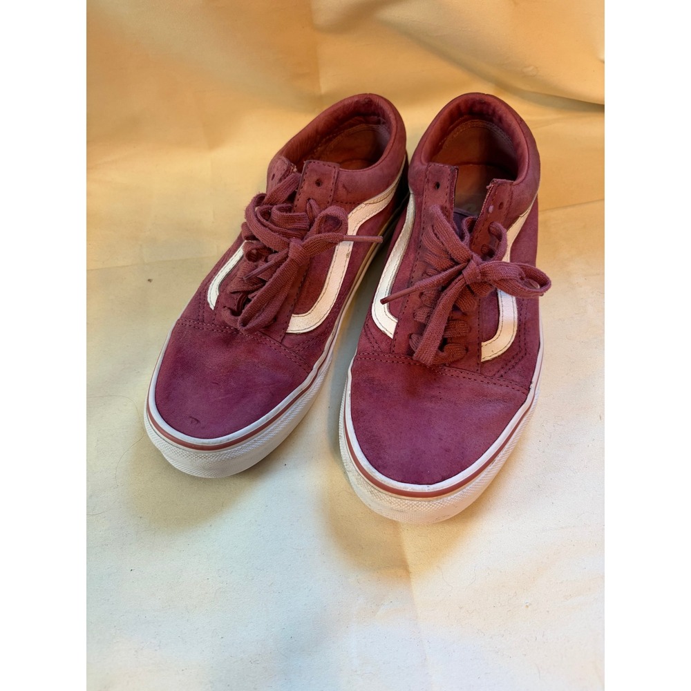 Vans Old Skool Sneakers Women 9.0 Burgundy Suede Skater Core Low Top Shoes